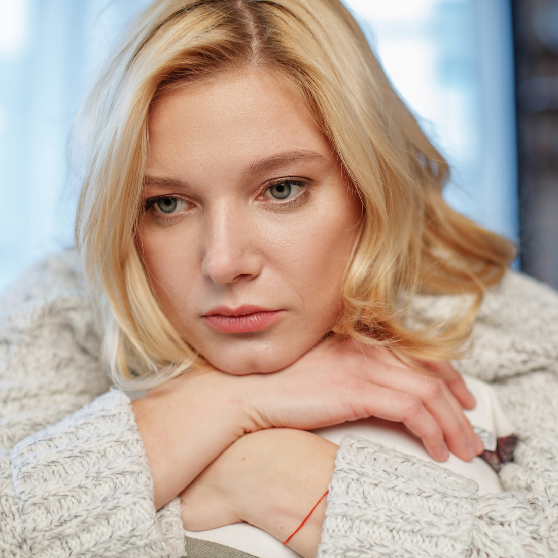 Bestie, Let’s Be Honest: Bad Moods Are Your Brain Tapping You on the Shoulder