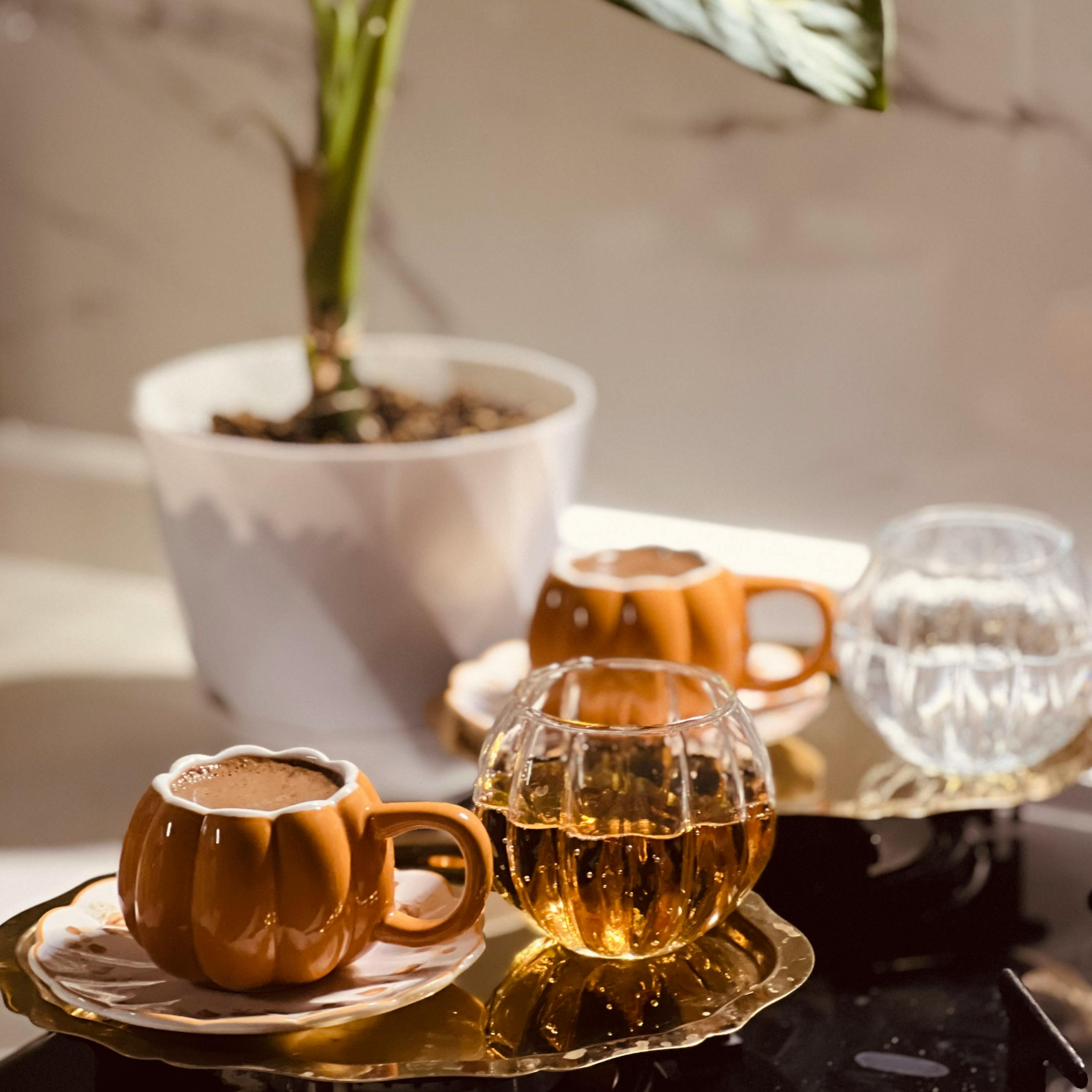 Okay Bestie, Let’s Talk About Tea (Because It’s Actually Doing the Most)